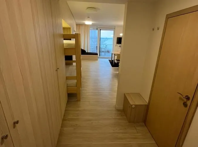 Palava Eu 12 *